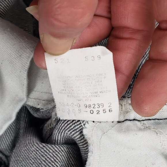 90s Acid Wash Big Kids Black Label Levis Skinny Straight Leg USA Size 10 Vintage - Picture 6 of 13